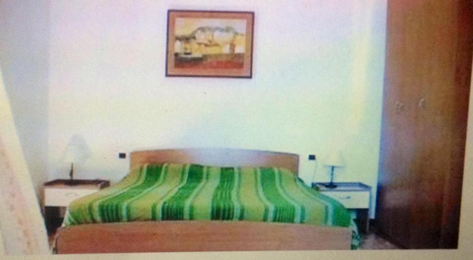 Вилла Residenza Via Roma 3 Ла-Маддалена Номер фото