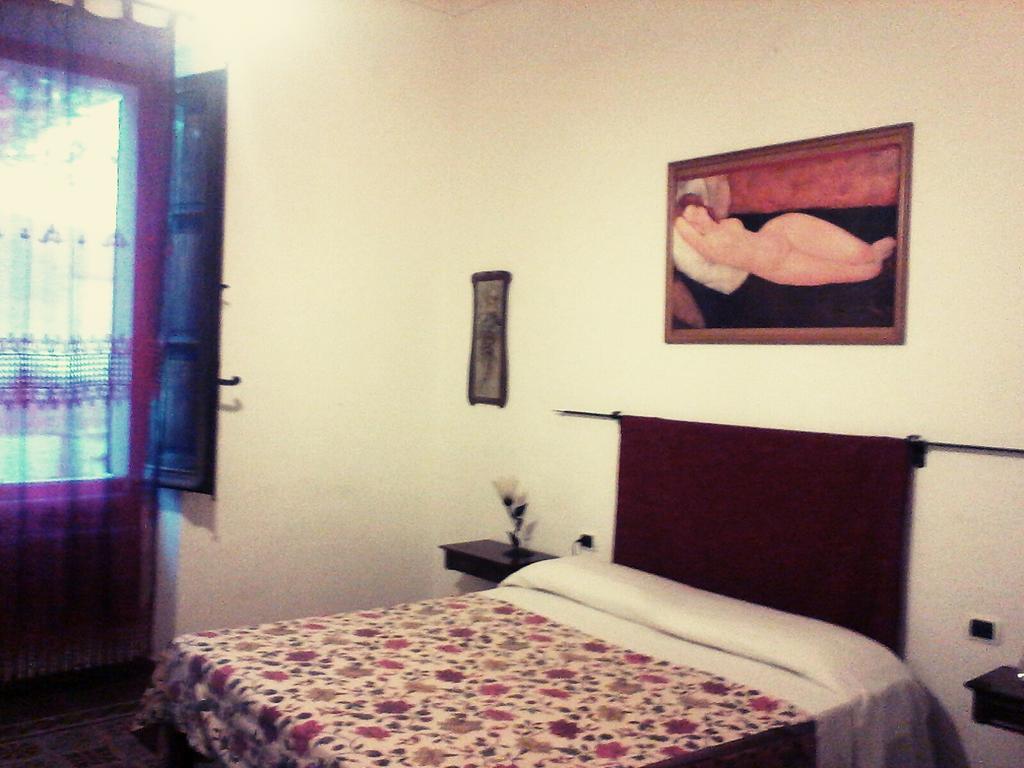 Вилла Residenza Via Roma 3 Ла-Маддалена Номер фото